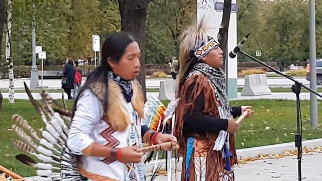 музыканты из Эквадора. Sumac Kuyllur. " Polacita " . смотреть онлайн