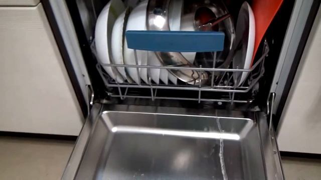 СКОЛЬКО ПОСУДЫ ПОМЕЩАЕТСЯ В ПОСУДОМОЙКУ BOSCH НА 6 КОМПЛЕКТОВ смотреть онлайн
