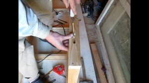 Как врезать закрывающуюся ручку в форточку окна