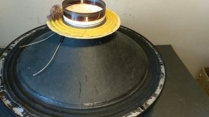 Ремонт сабвуферного динамика RCF L18S801, ремонт сабвуфера rcf, загорела катушка хрипит динамик