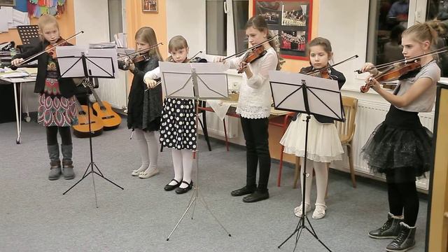Vánoční přehrávka housle ZUŠ B. Smetany 16.12. 2014