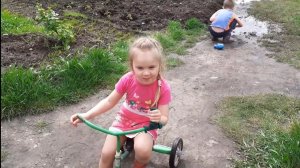 26/Первый экзамен/Лето на один денёк/Нажарила беляшеков