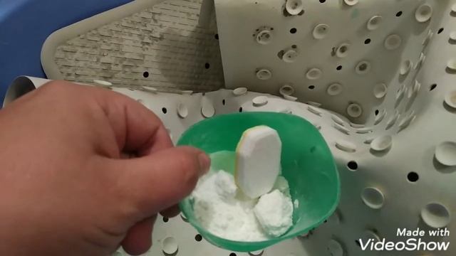 Антискользящий коврик в ванну. Пытаюсь вывести темный пятна