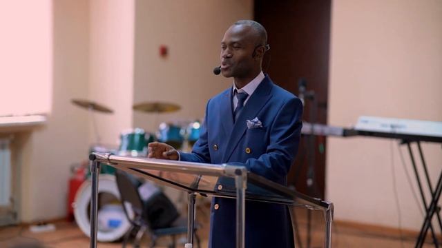 Как найти и почитать своих физических родителей и духовных отцов. Грегуар Лувуезо смотреть онлайн