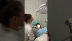 Супер зубной врач. Первый раз в кресле у доктора.