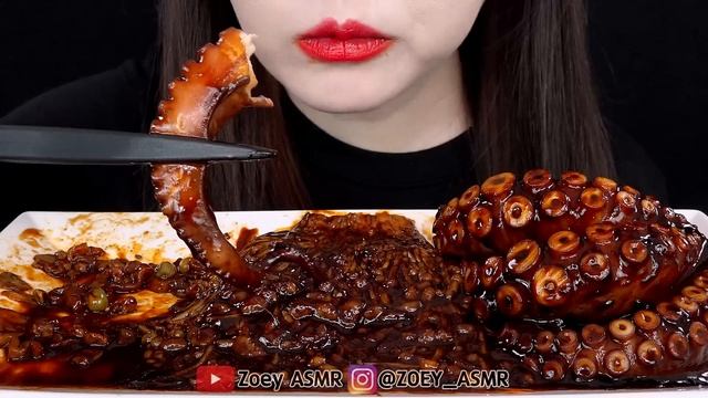 ASMR BLACK BEAN NOODLES SPICY ENOKI MUSHROOMS OCTOPUS 진진짜라 짜장불닭팽이버섯 문어 먹방 MUKBANG COOKING EATING