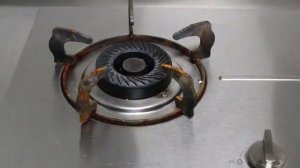 Наногубка для чистки поверхностей, удаляет грязь с любых поверхностей