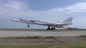 Сосредоточенный удар дальних бомбардировщиков Ту-22М3 по объектам ИГИЛ близ Эс-Сухне и Арак