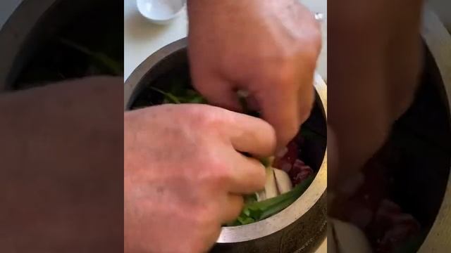 Баранина крупными кусками в Афганском казане ???Куски уложить в казан! смотреть онлайн