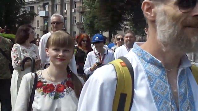 Мегамарш вышиванок Киев 19 05 18 смотреть онлайн