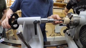 Изготовление авторучек на токарном станке.