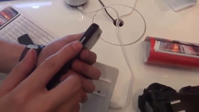 Краткий видеообзор первого 8-ми ядерного смартфона - Zopo ZP998 смотреть онлайн