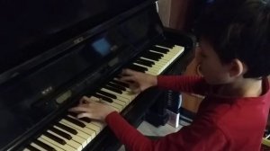 Играю на фортепиано (Этюд  33 Ф. Бургмюллер)