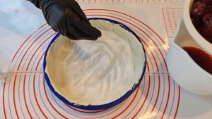 ? ПИРОГ С ВИШНЕЙ ?                       ?РЕЦЕПТ  ИЗ  ГОТОВОГО  СЛОЁНОГО ТЕСТА ?