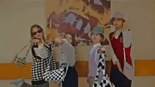 Мини Клип снятый в ШКОЛЕ!!!Хочу посоветовать вам мой ТГ канал где много видео и свежей информации! смотреть онлайн