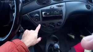 Ford Focus 1 смена тросика регулировки потока воздуха.mp4