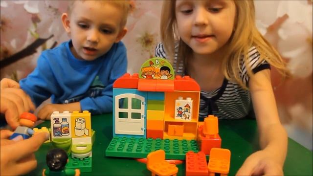 ЛЕГО Дупло ДЕТСКИЙ САД 10833 Lego Duplo Kindergarten Распаковка, обзор Видео для детей смотреть онлайн