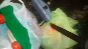 КОНКУРЕНТЫ НЕ СПЯТ: Ищем на мусорках всякое разное...