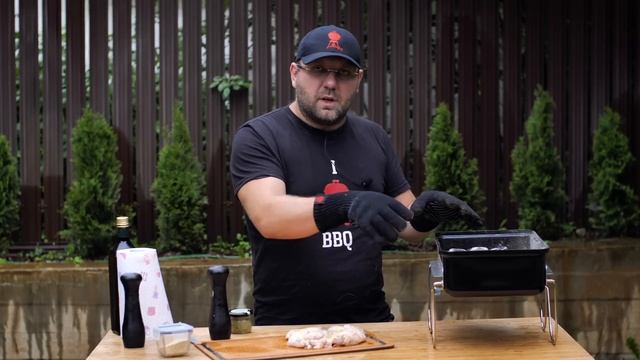 ГОТОВИМ КУРИЦУ ПРАВИЛЬНО. Курица гриль на угольном гриле goanywhere с помощью отсекателя жара смотреть онлайн