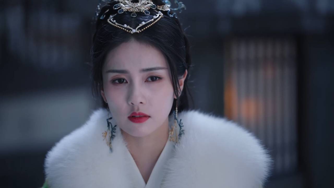 Светлый пепел луны, 2 серия