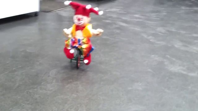 Интерактивная игрушка клоун смотреть онлайн