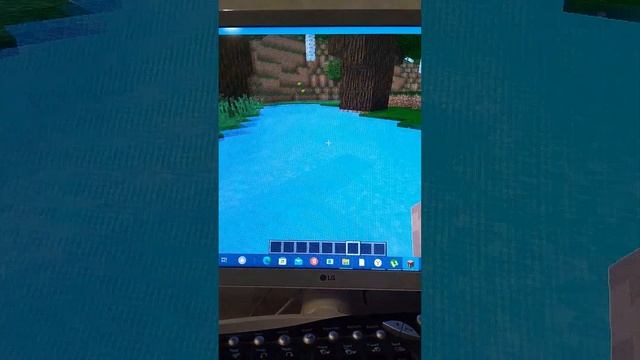 я играю а майнкрафт на своëм компе смотреть онлайн