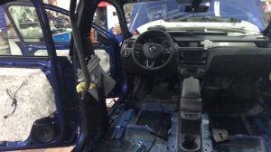 Skoda Rapid тюнинг изнутри - шумоизоляция. Тишина, красота, защита от шума в полном объеме