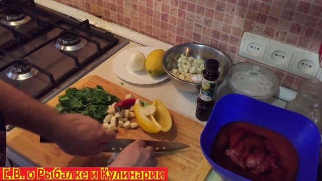 Как приготовить самый вкусный соус для шашлыка повар научит.Самый лучший рецепт соуса к шашлыку. смотреть онлайн