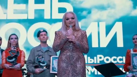 Песня завоевала Гран-при . Россия многонациональная и сильная страна 🇷🇺. #россия #мояроссия #рек