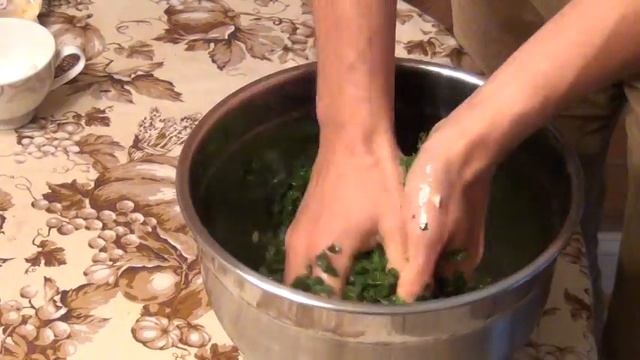 Кудрявая Дикая Листовая Капуста. Рецепт. Быстрый Салат. Fast Kale Salad. English Subtitles. смотреть онлайн