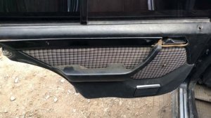 Как снять дверные карты Mercedes-Benz W124