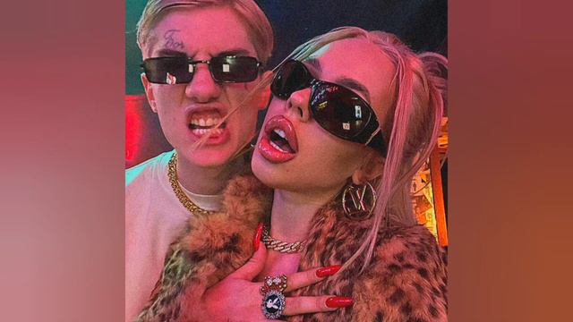 INSTASAMKA-ЖОПА ДЖУСИ (СЛИВ ТРЕКА) смотреть онлайн