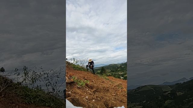 PERFURADOR STIHL BT 131 BROCA COM NAVALHA EXPANDIDA. смотреть онлайн