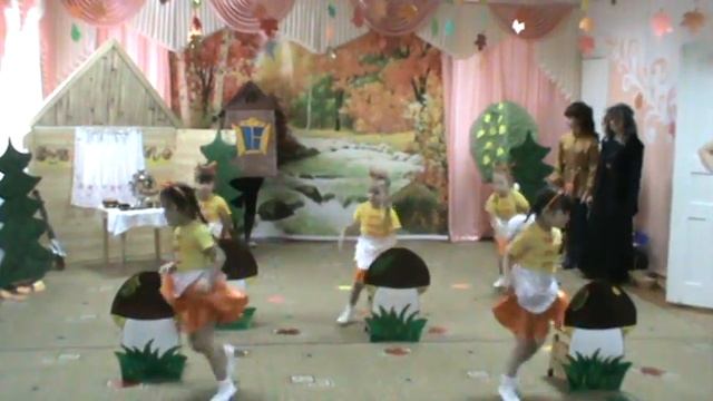 танец белочек смотреть онлайн