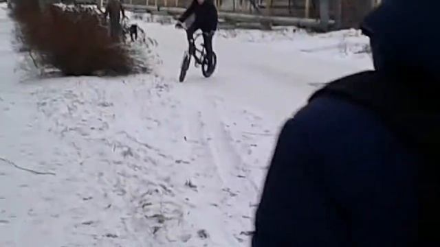 Дрифт на беймиксе BMX смотреть онлайн