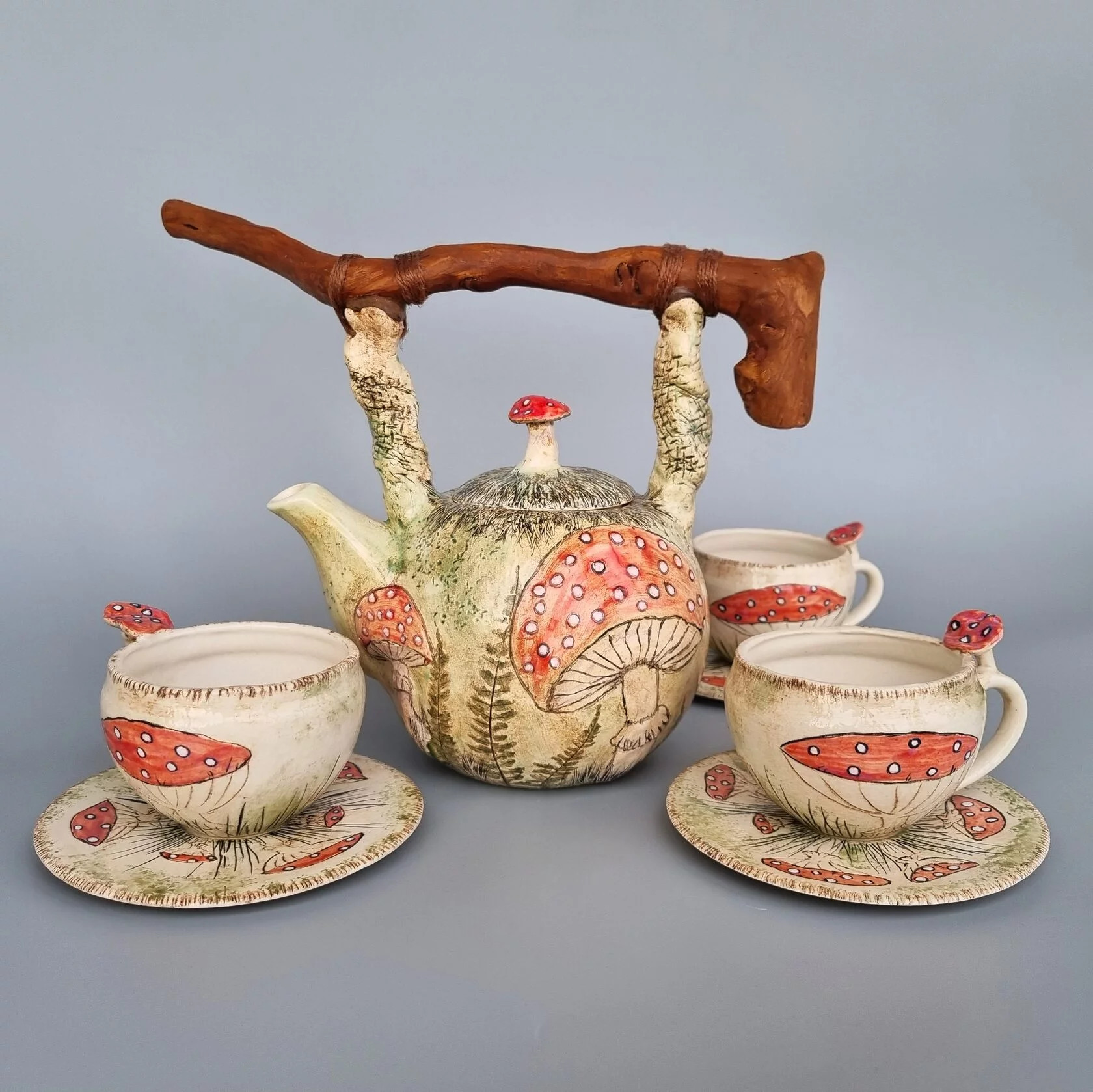 Чайный сервиз "Мухоморы"