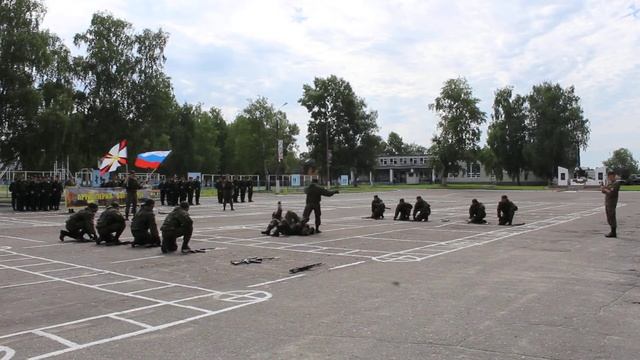 Показательные выступления вч 43533 по рукопашному бою на присяге 15 июля 2017 г смотреть онлайн