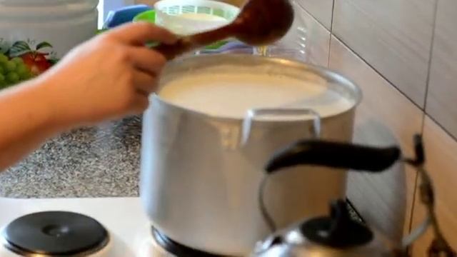 Сыр Рикотта из сыворотки// Простой, вкусный и легкий сыр//Готовим дома// Ricotta cheese from whey.