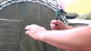 Дифтерная посадка рыболовной сети и рыболовных снастей для рыбной ловли.