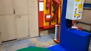 Работа полуавтоматического палетообмотчика в ручном режиме