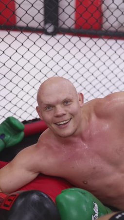 Богдан Гуськов в зале Gor MMA