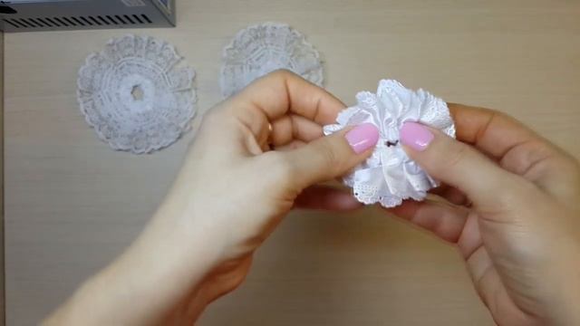 Белая Повязка из кружева и лент. Украшение на праздник или фотосессию. Канзаши смотреть онлайн