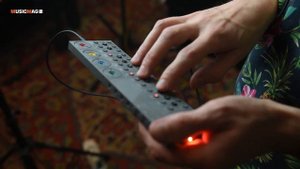 Teenage Engineering M-1: наушники для OP-Z