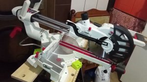 торцовочная пила JET JSMS-8L с протяжкой. обзор торцово-усочная пила и подстолье верстак RYOBI ноги.