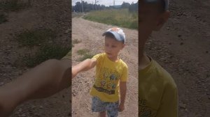 Железнодорожный переезд без шлагбаума.