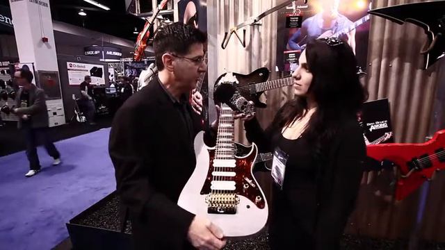 GTRstore talks to Ibanez at NAMM 2013 смотреть онлайн