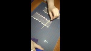 Обзор кукольного домика   Как сделать занавески на окно