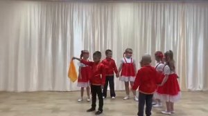 Народная игра "Гори ясно" дети подготовительной группы "Ягодки"