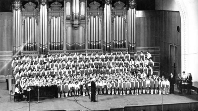 Р. Бойко "Зашнуруй покрепче кеды", стихи М. Пляцковского смотреть онлайн