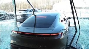 ПЕДАЛИ ПЕРЕПУТАЛ... Литвин разбил новый Porsche за 17млн.